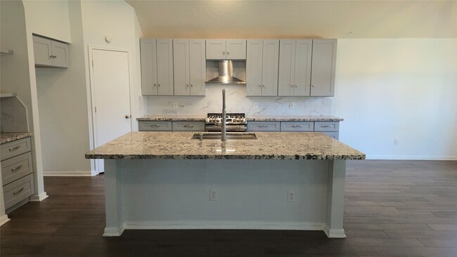 Building Photo - 10314 Raybrook Ln