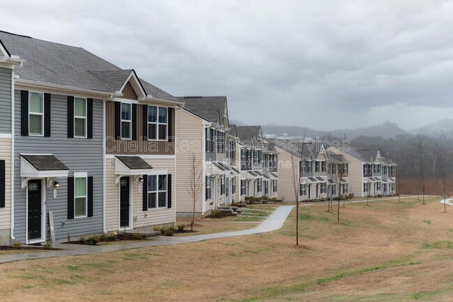 Building Photo - 2935 Winterberry Dr