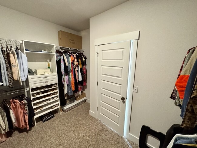 Building Photo - 4007 Amble Wy