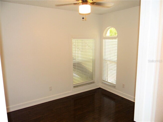 Building Photo - 8846 Coral Palms Ct
