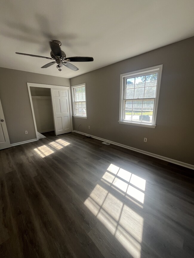 Building Photo - 14553 Old Courthouse Way