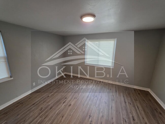 Building Photo - 2540 Catalpa Dr.