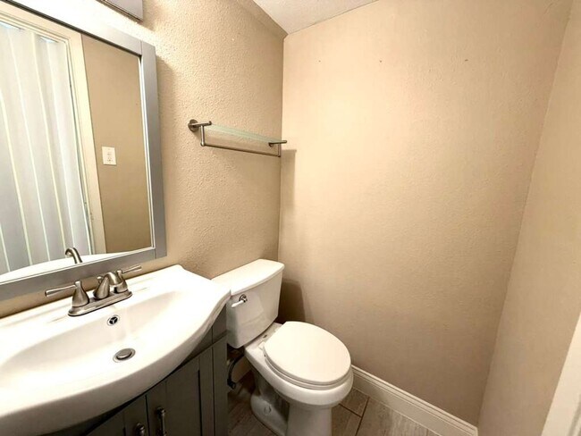 Building Photo - Modern Medical Center Gem with Stylish Upgrades & Private Patio Living