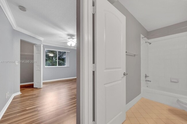 Building Photo - 2590 Cordoba Bend