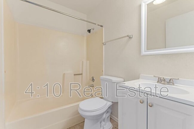 Building Photo - 11640 N 51st Ave