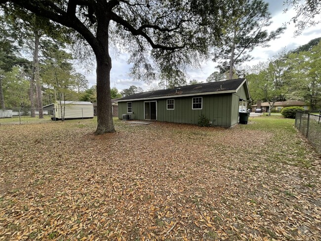 Building Photo - Home For Rent