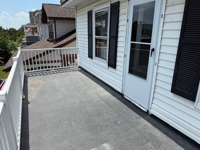 Building Photo - 430 Colvin Ave