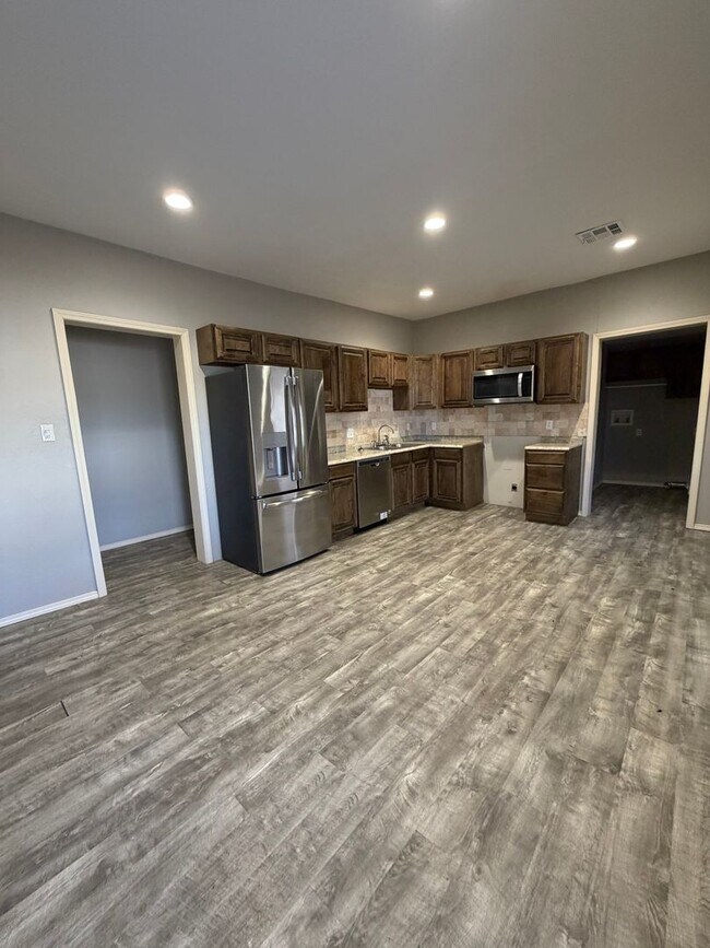 Building Photo - Ada OK Rental