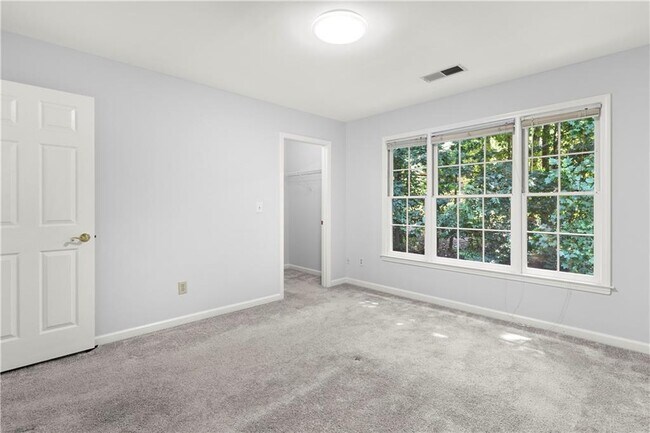 Building Photo - 1050 Shady Valley Pl