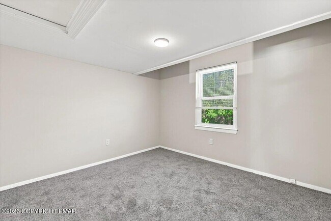 Building Photo - 139 Snowshoe Ct