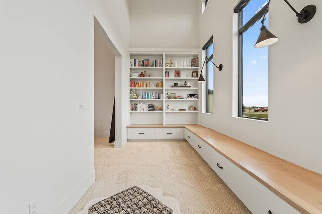 Building Photo - 12401 Rivendell Ct