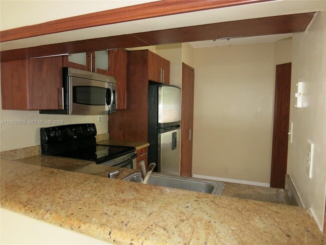 Building Photo - 9079 SW 138th Pl