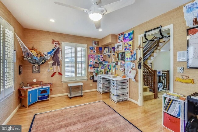 Building Photo - 317 S Union St