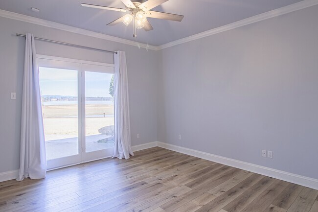 Building Photo - 115 Mt Carmel Rd