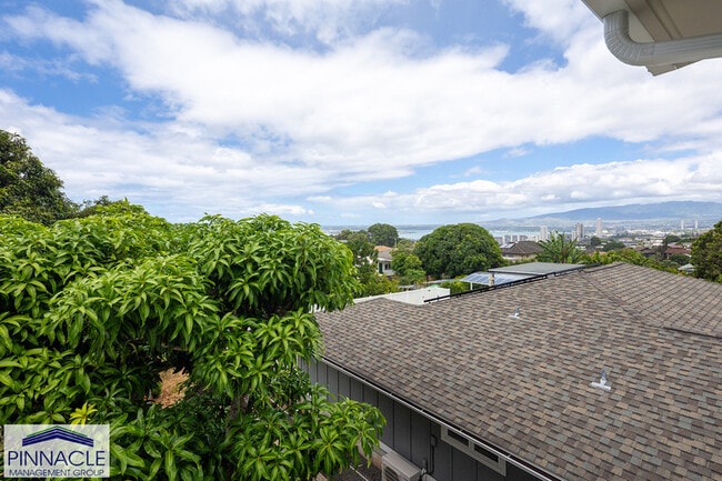 Building Photo - 99-127 Waipao Pl