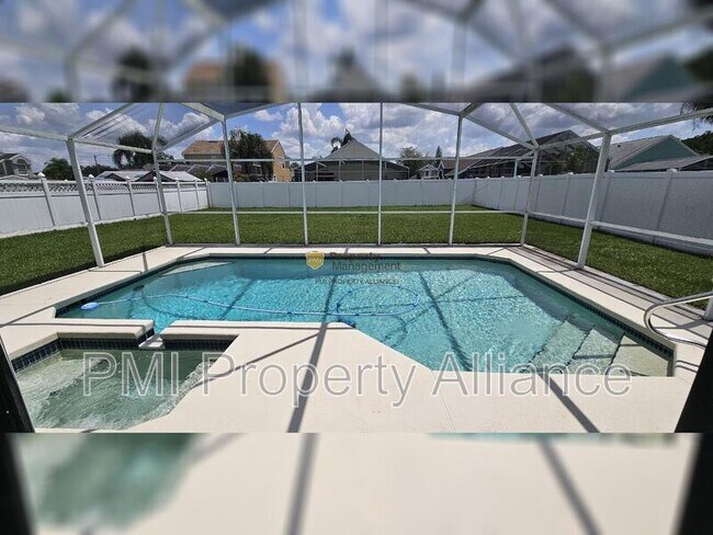 Building Photo - 2517 Davenport Cir