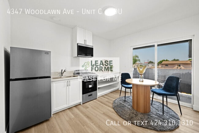 Building Photo - 4347 Woodlawn Ave