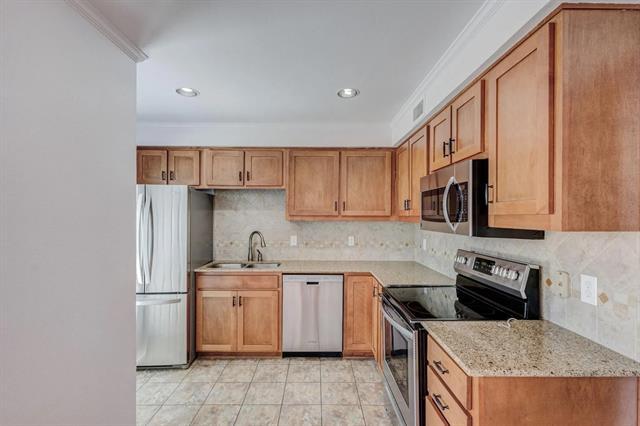 Building Photo - 4658 Matilda St