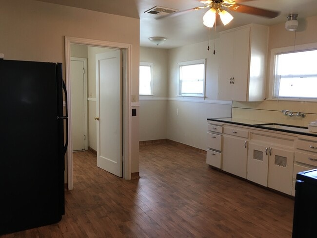 Building Photo - Beautiful 2 bed 1 bath house in the country!