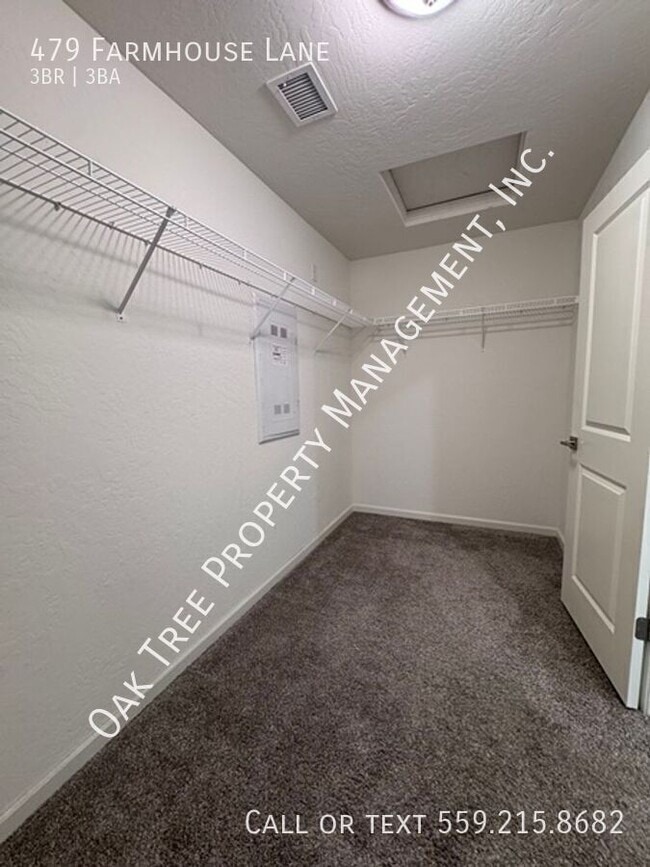 Building Photo - 479 Farmhouse Ln