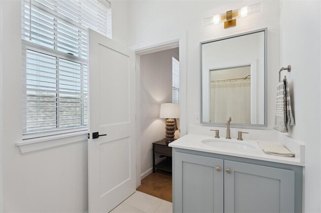 Building Photo - 18817 Selah Wy