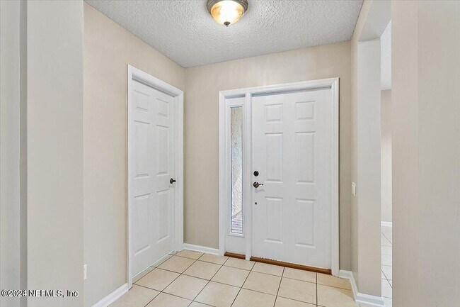 Building Photo - 1212 Coghill Cir