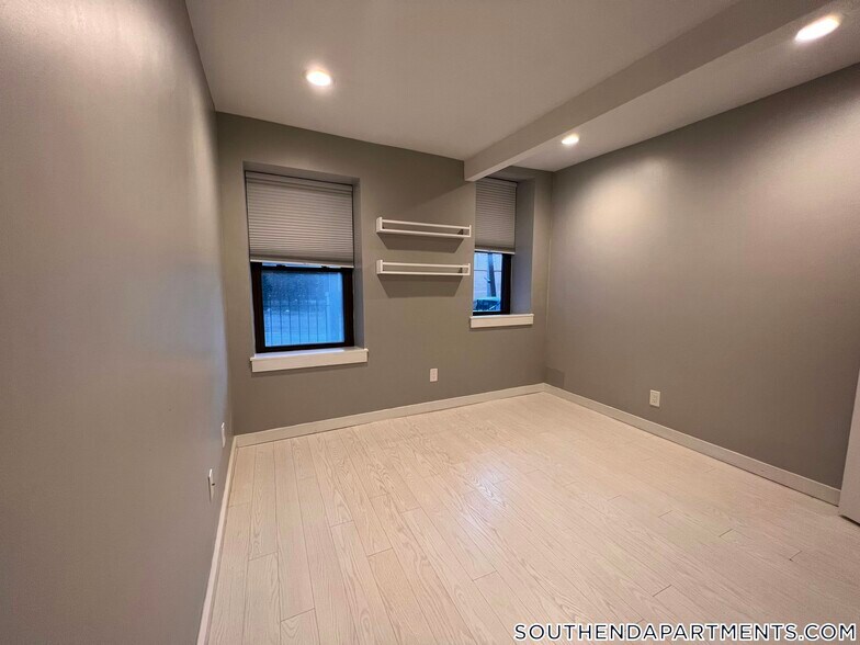 Building Photo - 469 Massachusetts Ave