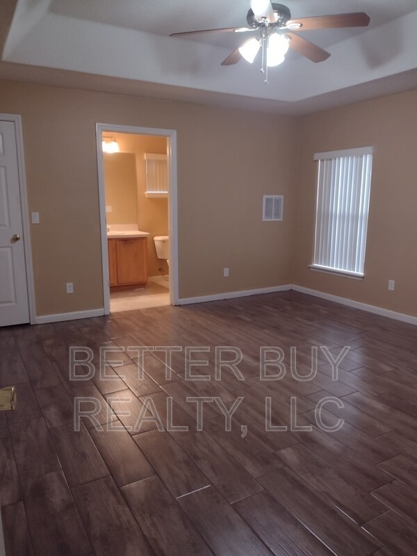 Building Photo - 18 Lloleeta Path