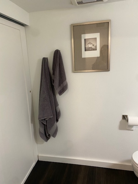 Building Photo - 2216 E Roanoke St