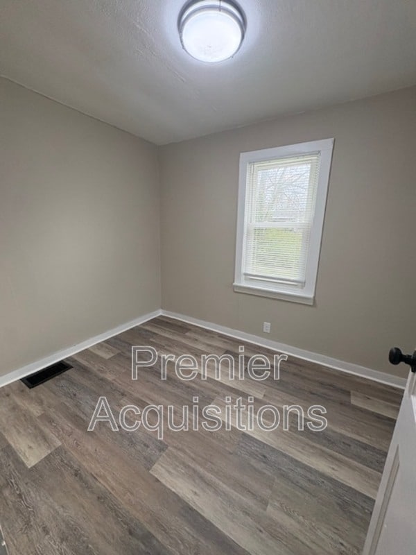 Building Photo - 507 Porter St