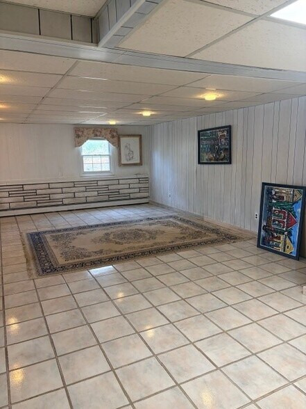 Building Photo - 10 Mill Pond Ln