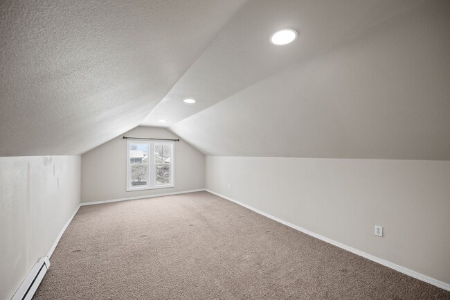 Building Photo - Beautifully Updated Bemiss Area Home!