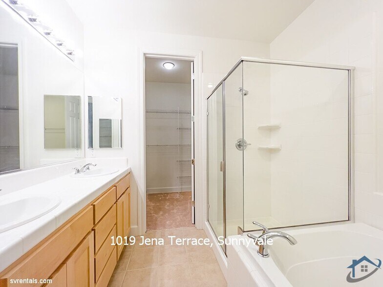 Building Photo - 1019 Jena Ter