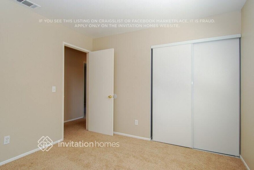 Building Photo - 6635 Solano Dr