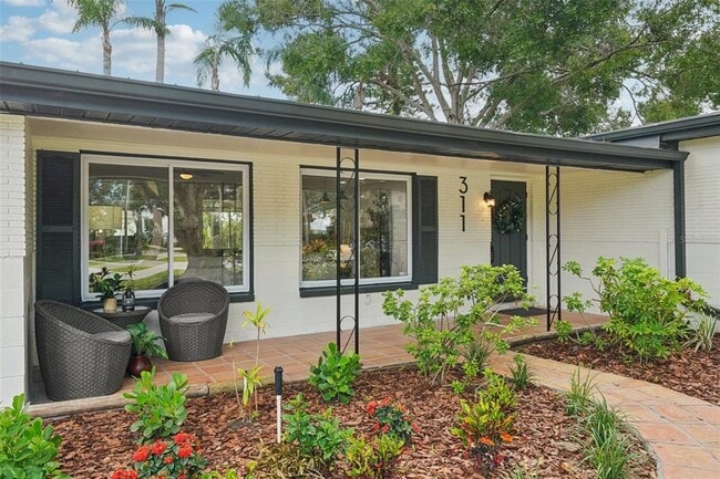 Building Photo - 311 Shore Dr E