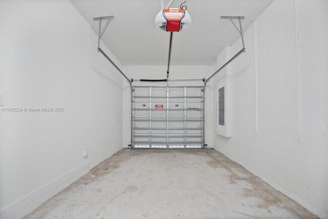 Building Photo - 11036 W 35th Way