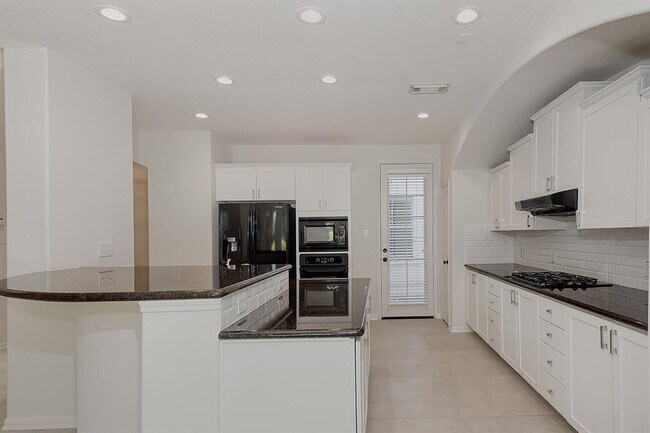 Building Photo - 22 Middle Gate Pl