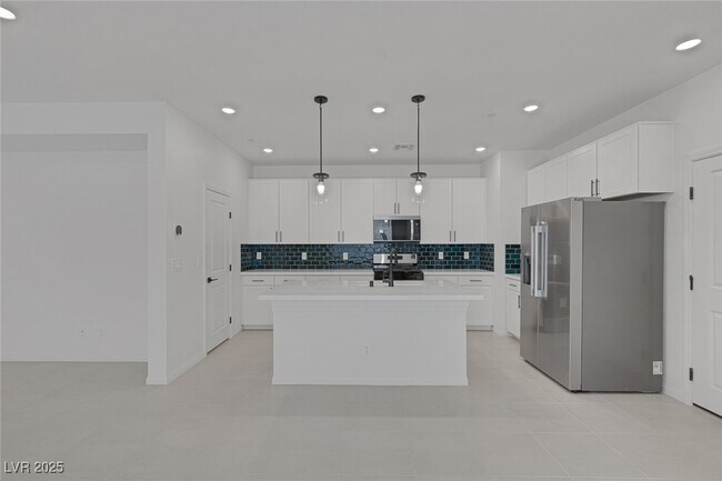 Building Photo - 2757 Pellaro Walk