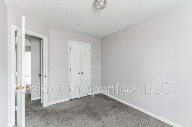 Building Photo - 3690 Brookwood Blvd