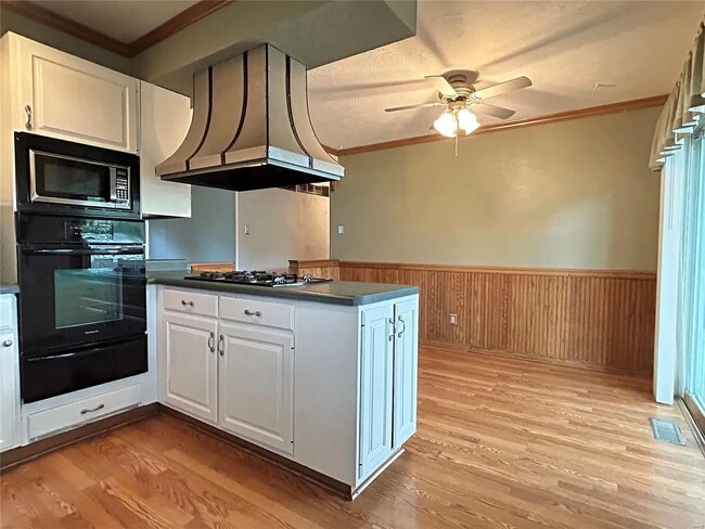 Building Photo - 840 Campion Ln
