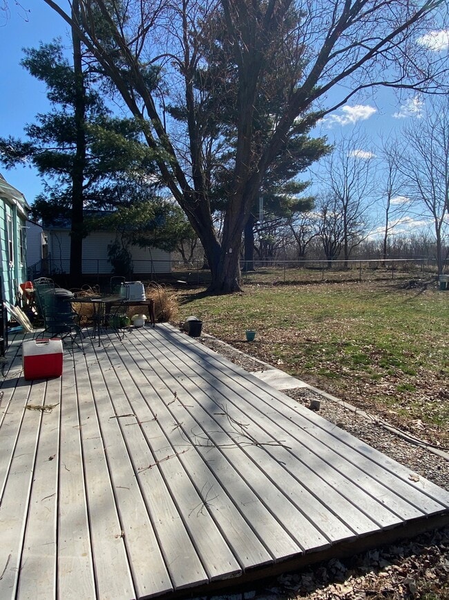 Building Photo - 167 Peacock Walk