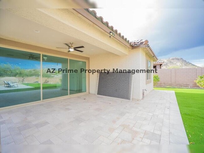 Building Photo - 16512 W Desert Ln