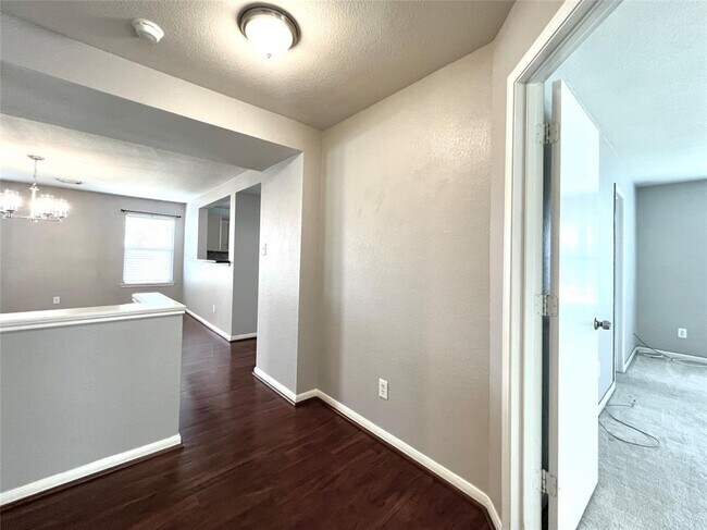 Building Photo - 21235 Bending Green Way