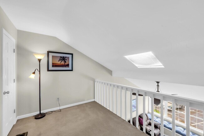 Building Photo - 1203 Erin Way