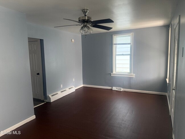 Building Photo - 1125 Cutler St