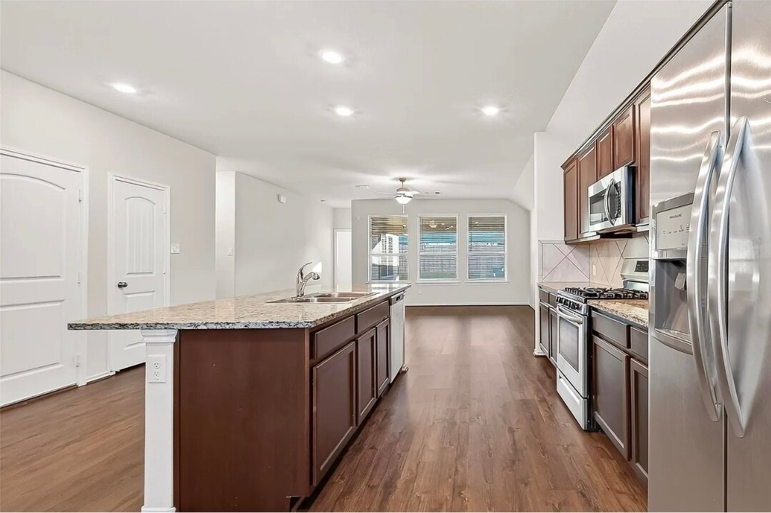 Building Photo - 25911 Rustical Rd