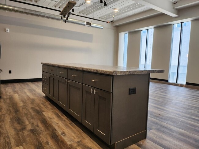 Building Photo - 200 W College Ave