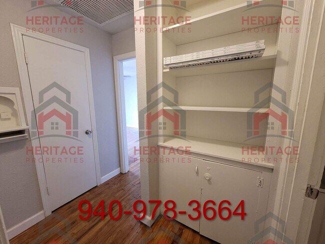 Building Photo - 2608 Wooddale Ave