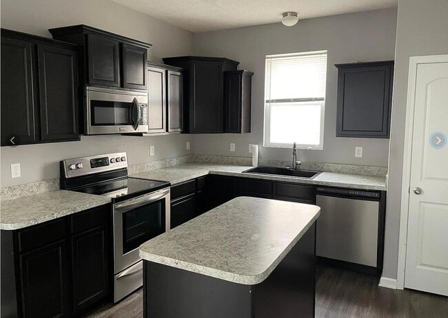 Building Photo - 5642 Alliance Way