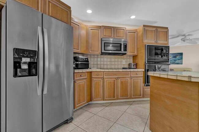 Building Photo - 22323 Martella Ave